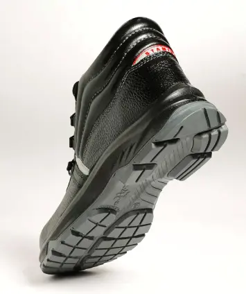 stamina safety shoes.webp