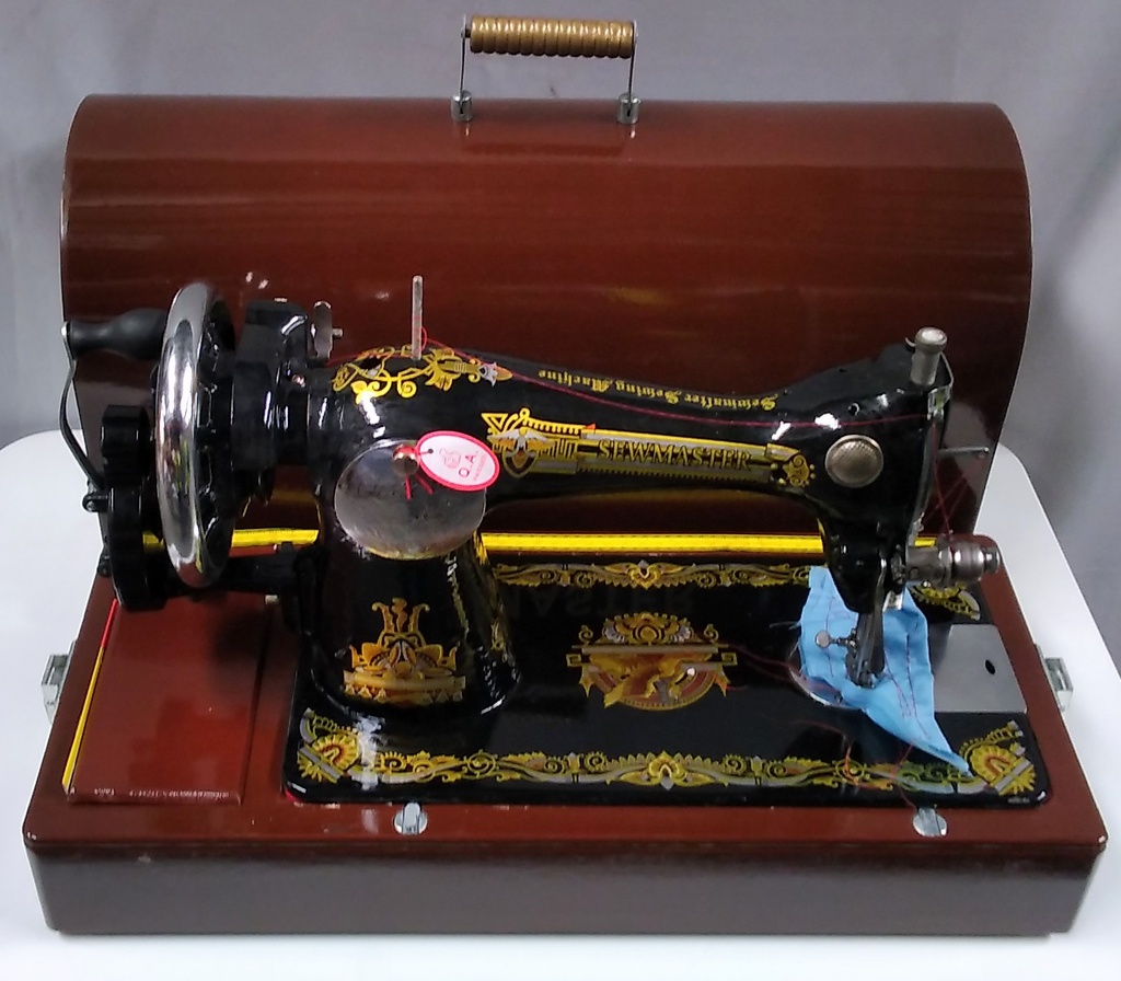 Sewing Machine S/Master (Wdn Cover)